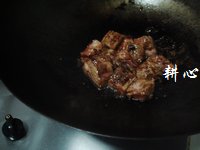 油焖海鲜酱排骨
