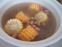 排骨玉米煲