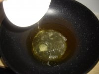 蛋清韭菜盒子