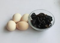 茴香梗炒鸡蛋