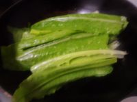 豆豉鲮鱼油麦菜