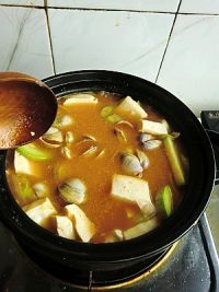 韩式蛤蜊大酱汤