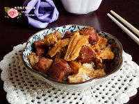 红烧肉烧腐竹