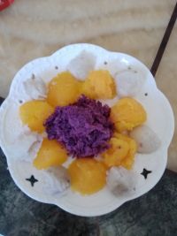 多彩蒸薯球