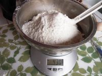 豆沙咸蛋黄月饼