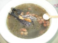 乌鸡淡菜花生米汤