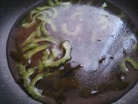苦瓜海带瘦肉汤