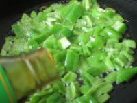 蚝油尖椒炒饭