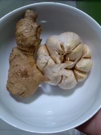 金针菇炒肉片