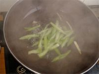 芹菜炒菜花