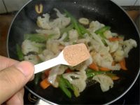 芹菜炒菜花