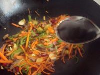 香辣胡萝卜炒牛肉