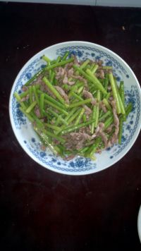 蒜薹炒肉丝