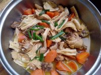 胡萝卜腐竹炖鸡