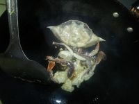 梭子蟹炒包心菜
