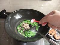 豆角炒肉沫