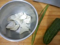 黄瓜饺子汤