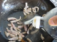 鸡腿菇炒肉