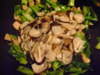 油菜炒黑蘑
