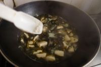 虾皮豆腐紫菜汤