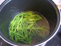 茼蒿拌鸡丝