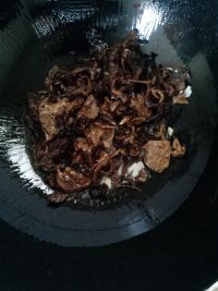 榛蘑炒肉