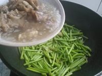 牛小肉烧地瓜梗
