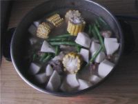 杂蔬猪骨汤