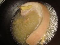 五花肉炒尖椒