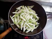 节瓜丝瘦肉汤