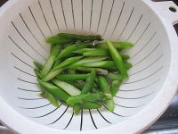 九层塔酱炒鸡肉芦笋