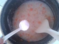 胡萝卜肉粒粥