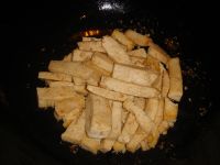 辣椒炒冻豆腐