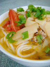 酸笋肉碎米粉