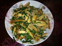 韭菜炒豆干