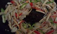 洋葱炒豆干