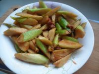 油焖茭白
