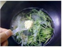 黄瓜丝汤