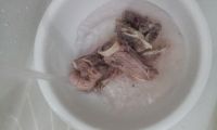 筒子骨黄豆枸杞汤