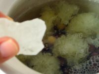 紫薯莲子银耳汤