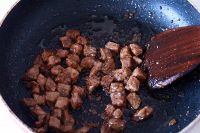火龙果黑椒牛肉粒