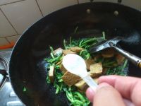 上海青煎豆腐