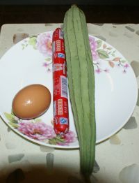 火腿肠丝瓜炒鸡蛋