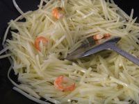 虾肉炒土豆丝