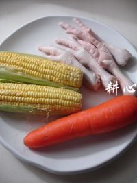 甘笋粟米鸡脚汤