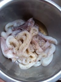 酥炸鱿鱼圈
