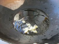 彩椒墨鱼丸