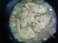 蛋饺煮白菜