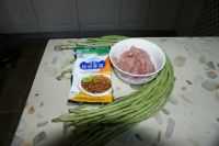 芽菜肉丝炒豇豆