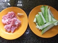 瘦肉丝瓜汤面